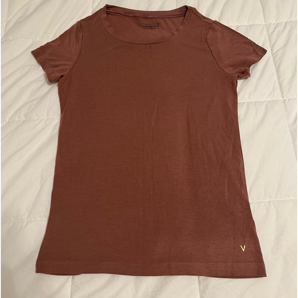 👚NWT Victoria Secret T-Shirt - Picture 3 of 3